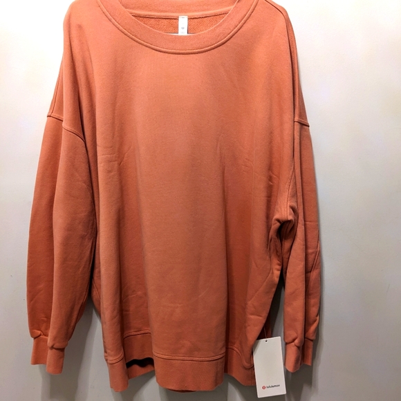 Lululemon Crew - Picture 3 of 4